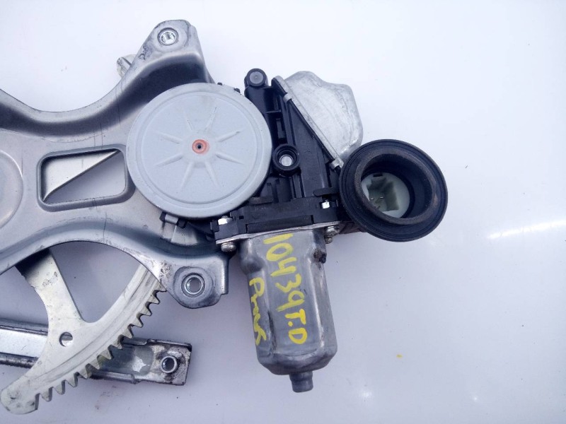 Recambio de elevalunas trasero derecho para toyota prius (nhw30) advance referencia OEM IAM   E2-B4-49-2