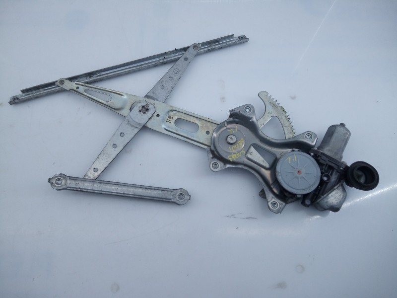 Recambio de elevalunas trasero izquierdo para toyota prius (nhw30) advance referencia OEM IAM 8572047130 0620203340 E2-B4-27-1