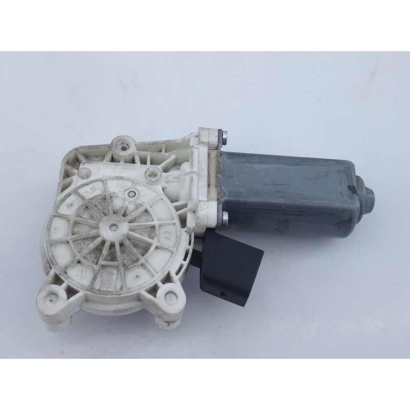 Recambio de motor elevalunas delantero derecho para mercedes-benz vito mixto (639) 113 cdi effect lang (639.603) referencia OEM 