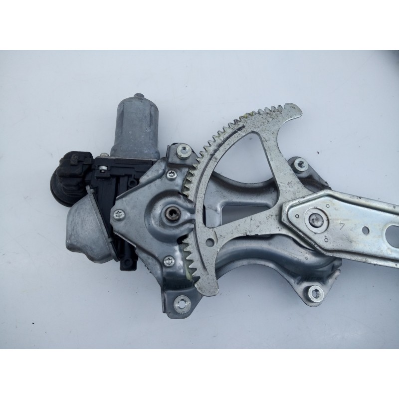 Recambio de elevalunas trasero izquierdo para toyota prius (nhw30) advance referencia OEM IAM 8572047130 0620203340 E2-B4-27-1