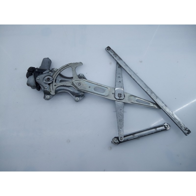 Recambio de elevalunas trasero izquierdo para toyota prius (nhw30) advance referencia OEM IAM 8572047130 0620203340 E2-B4-27-1
