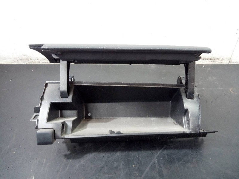 Recambio de guantera para toyota prius (nhw30) advance referencia OEM IAM 5551147041 5545247051 P2-A2-4