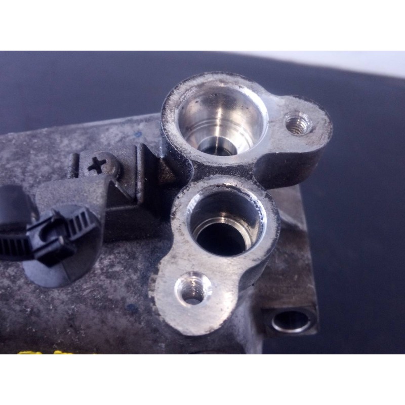 Recambio de compresor aire acondicionado para dacia dokker express express referencia OEM IAM 926005727R 92600E920A P3-B2-8-4