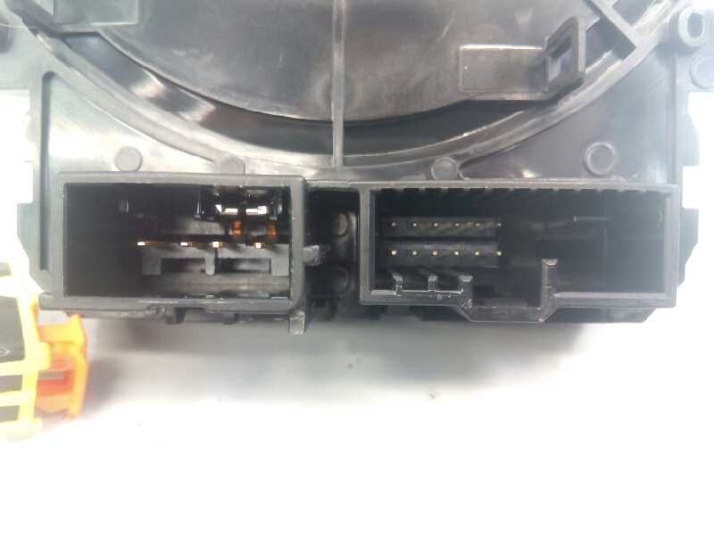 Recambio de anillo airbag para ssangyong tivoli premium 4x4 referencia OEM IAM X2S610035  E1-B3-3-2