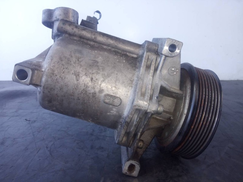 Recambio de compresor aire acondicionado para dacia dokker express express referencia OEM IAM 926005727R 92600E920A P3-B2-8-4