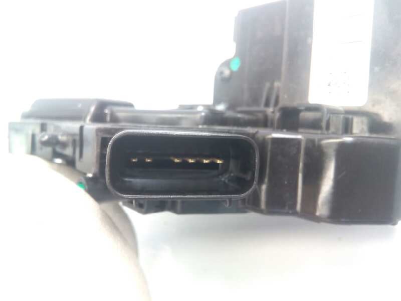 Recambio de cerradura puerta delantera izquierda para ssangyong tivoli premium 4x4 referencia OEM IAM 7121035020  E1-B3-4-2