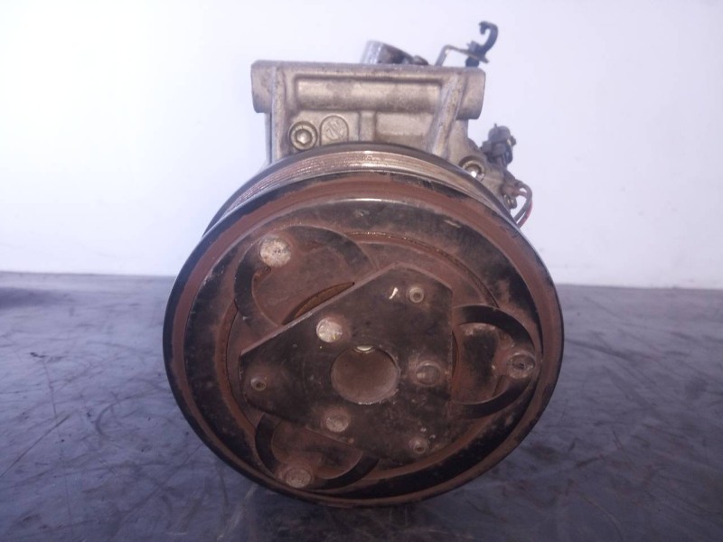 Recambio de compresor aire acondicionado para dacia dokker express express referencia OEM IAM 926005727R 92600E920A P3-B2-8-4