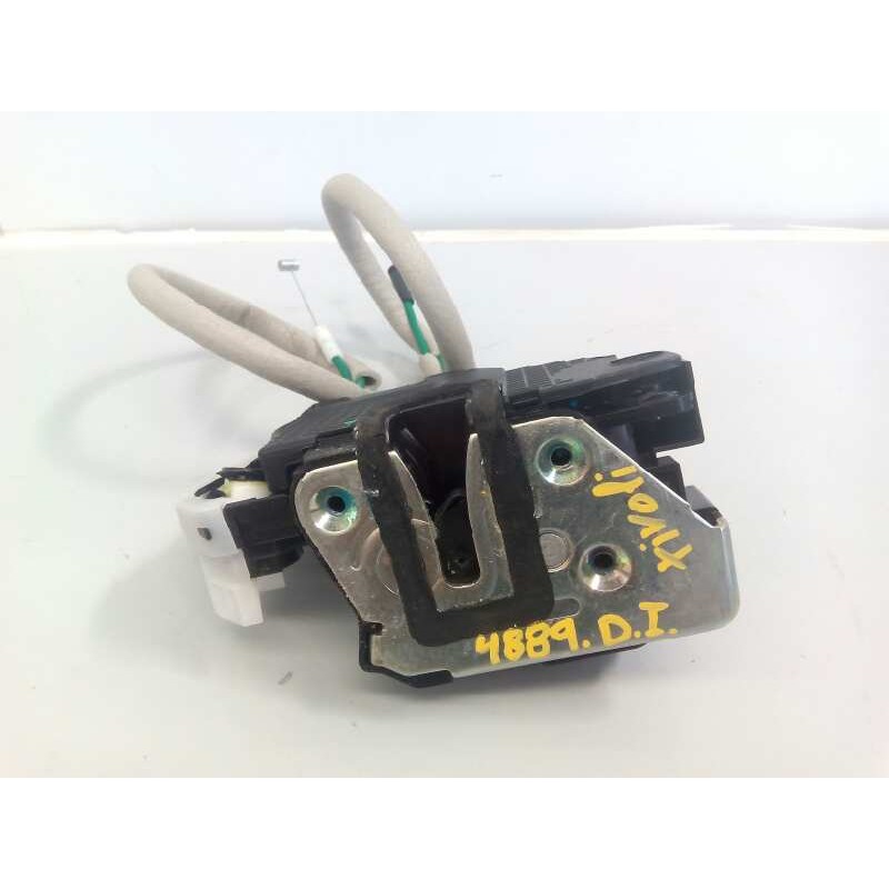 Recambio de cerradura puerta delantera izquierda para ssangyong tivoli premium 4x4 referencia OEM IAM 7121035020  E1-B3-4-2