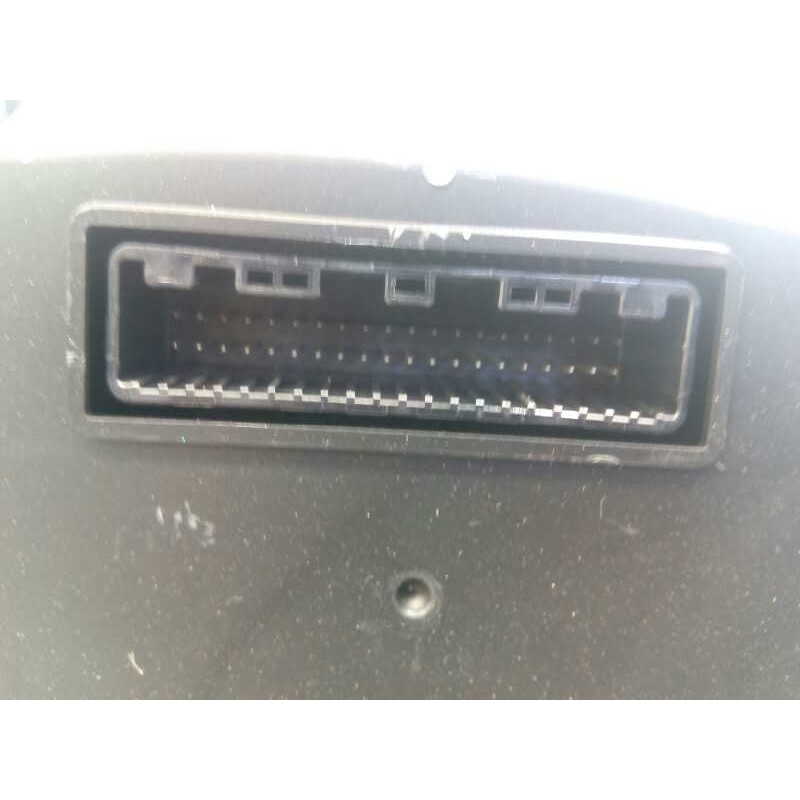 Recambio de cuadro instrumentos para ssangyong tivoli premium 4x4 referencia OEM IAM 8021035090 160125 E1-B3-3-2