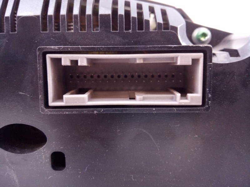 Recambio de cuadro instrumentos para audi a4 ber. (b8) básico referencia OEM IAM 8K0920900C  E2-A1-23-1