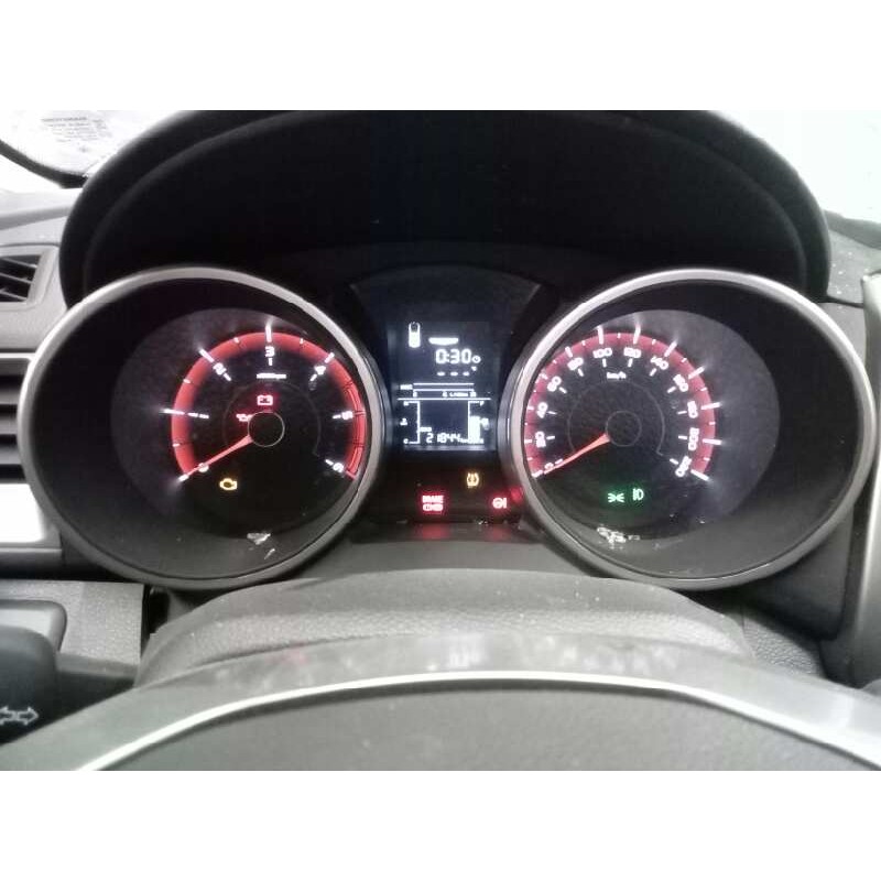 Recambio de cuadro instrumentos para ssangyong tivoli premium 4x4 referencia OEM IAM 8021035090 160125 E1-B3-3-2