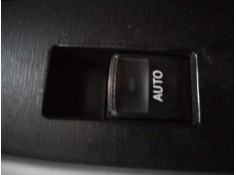 MANDO ELEVALUNAS TRASERO DERECHO 