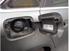 Recambio de tapa exterior combustible para audi a4 ber. (b8) básico referencia OEM IAM    2