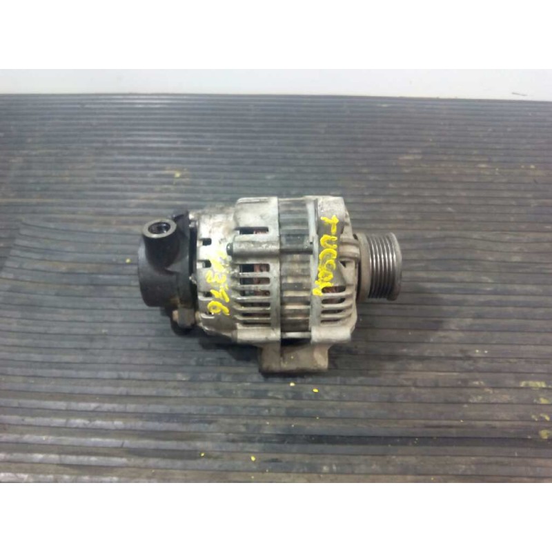 Recambio de alternador para hyundai tucson (jm) 2.0 crdi comfort referencia OEM IAM 3730027013 021319112 