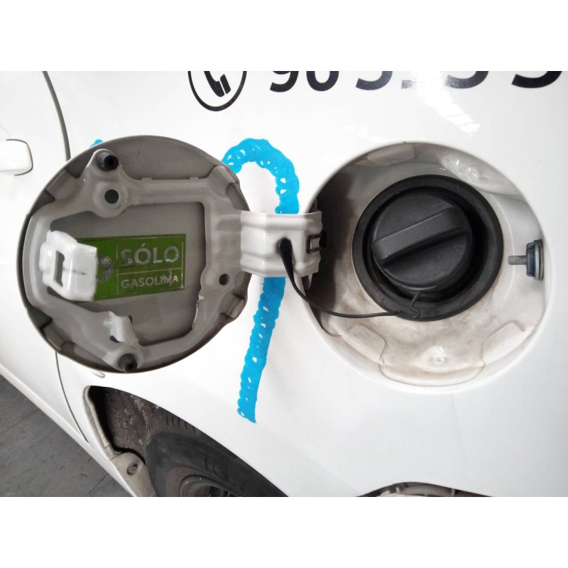 Recambio de tapa exterior combustible para toyota prius (nhw30) advance referencia OEM IAM   