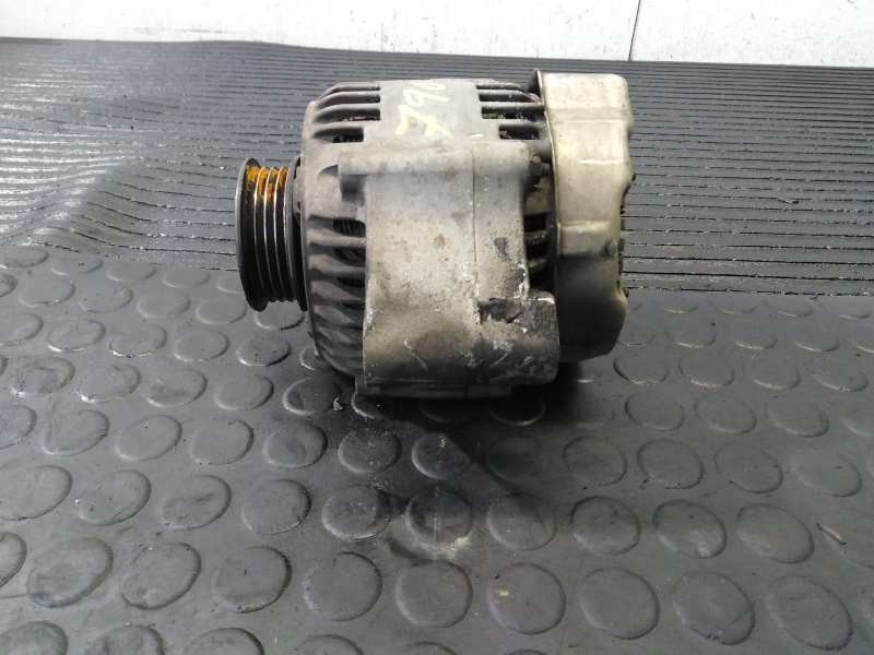 Recambio de alternador para suzuki jimny sn (fj) hard top superlujo referencia OEM IAM 3140031A0  P3-B6-3-4