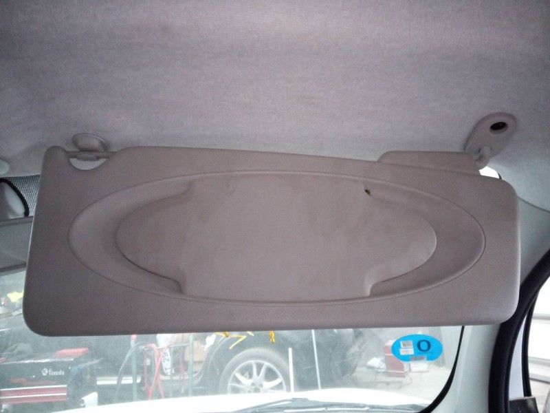 Recambio de parasol derecho para renault kangoo z.e. maxi 5-sitzer referencia OEM IAM   