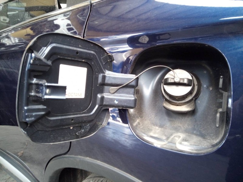 Recambio de tapa exterior combustible para mitsubishi outlander (gf0) motion 2wd referencia OEM IAM   