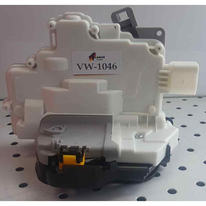 Recambio de cerradura puerta delantera derecha para universal cerradura delantera derecha vw-seat-skoda referencia OEM IAM 8E183