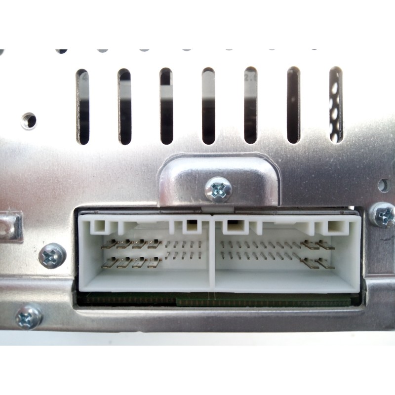 Recambio de sistema audio / radio cd para kia sportage concept 4x2 referencia OEM IAM 961503U010WK  E3-A3-30-1