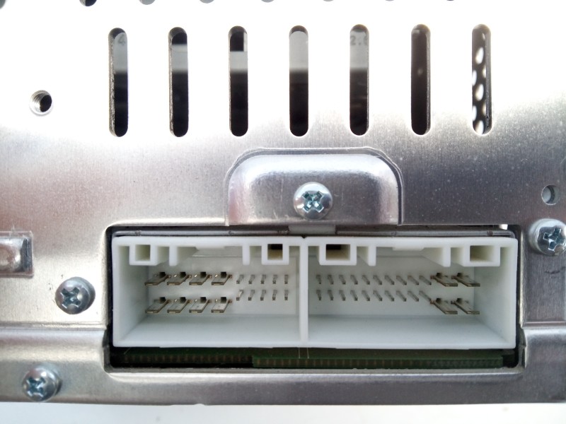 Recambio de sistema audio / radio cd para kia sportage concept 4x2 referencia OEM IAM 961503U010WK  E3-A3-30-1