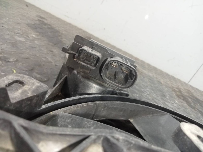 Recambio de electroventilador para citroën c-elysée exclusive referencia OEM IAM 9812028580 FS2056M159983 P2-B9-7