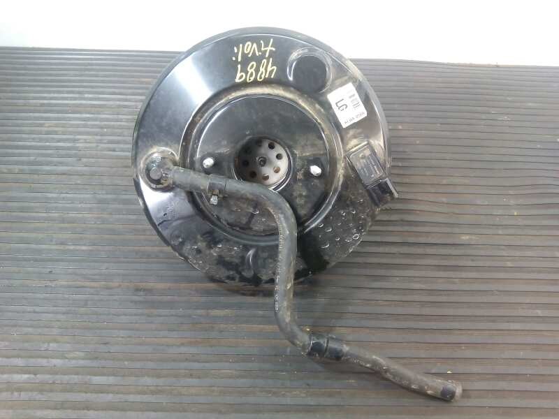 Recambio de servofreno para ssangyong tivoli premium 4x4 referencia OEM IAM KLHA0566 KLHA0566 P3-B9-33-2