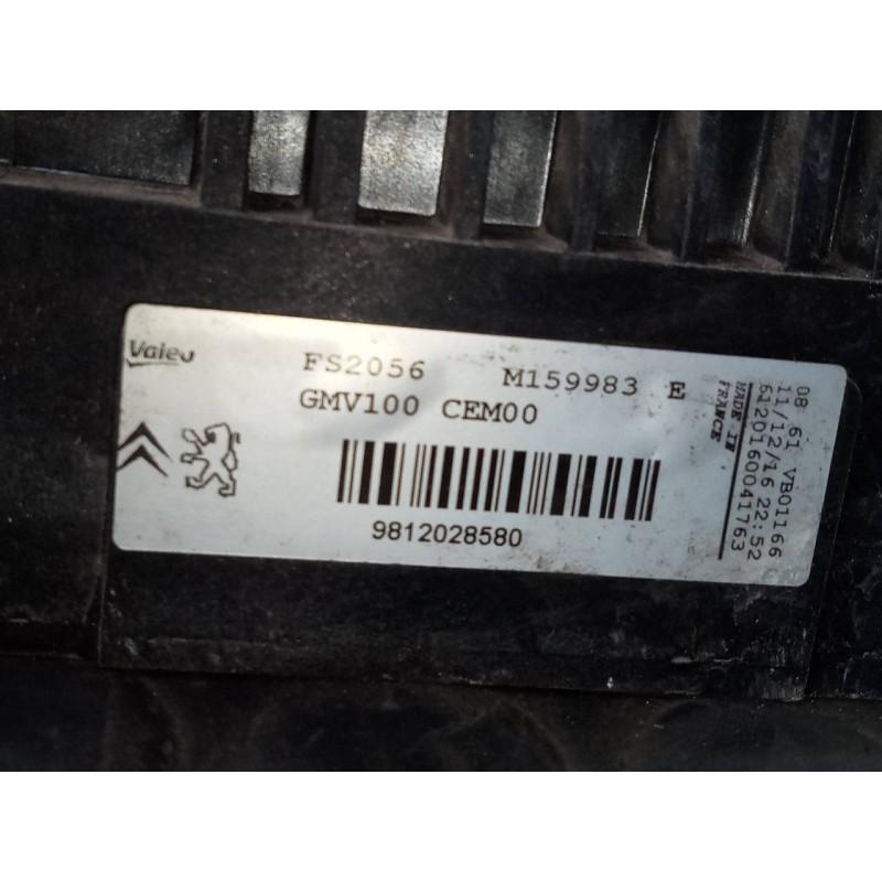 Recambio de electroventilador para citroën c-elysée exclusive referencia OEM IAM 9812028580 FS2056M159983 P2-B9-7