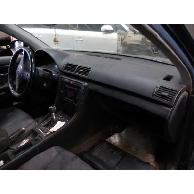 audi a4 berlina (8e) del año 2001