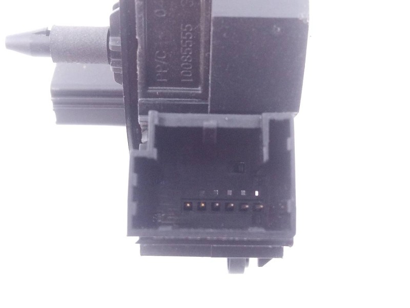 Recambio de anillo airbag para seat arona fr referencia OEM IAM 6RA959653A 1033857000 E2-A1-23-7