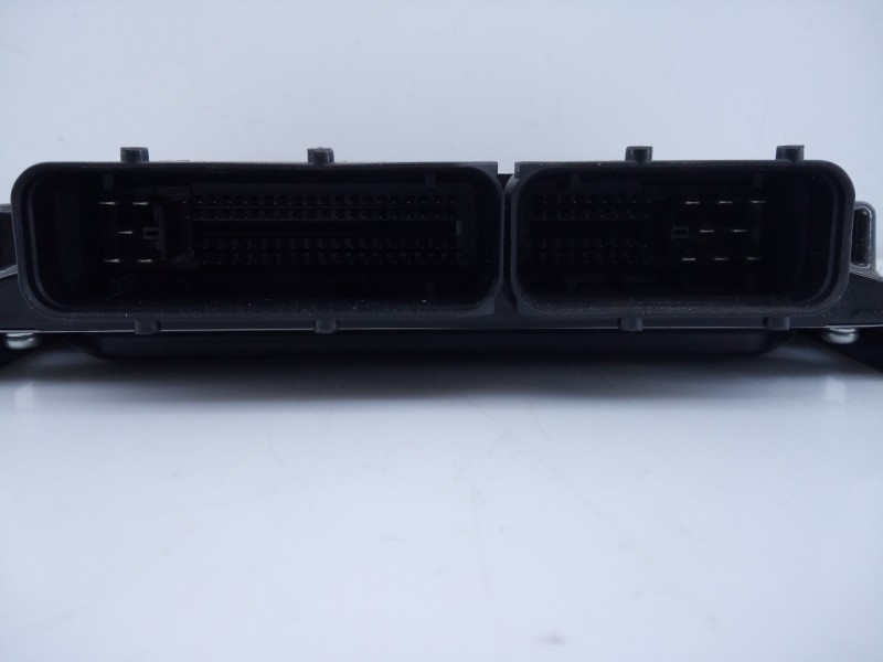 Recambio de centralita motor uce para mazda 5 berl. (cr) 2.0 crtd active (81kw) referencia OEM IAM 2758006672 K4238 E3-B5-25-1