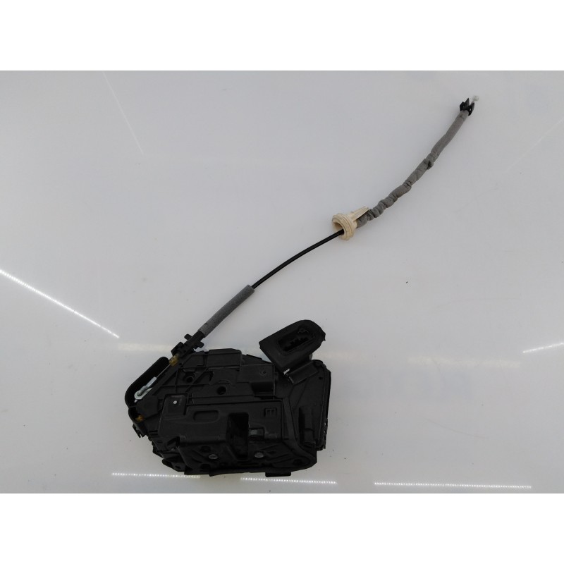 Recambio de cerradura puerta delantera derecha para seat arona fr referencia OEM IAM 5TB837016A  E1-B6-4-2