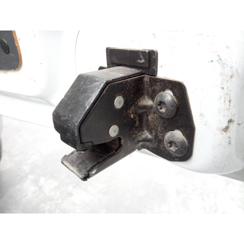 Recambio de cerradura maletero / porton para renault kangoo z.e. maxi 5-sitzer referencia OEM IAM   