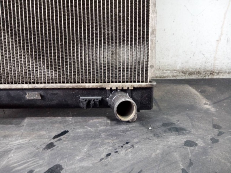 Recambio de radiador agua para toyota yaris (ksp9/scp9/nlp9) básico referencia OEM IAM   P2-A6-4