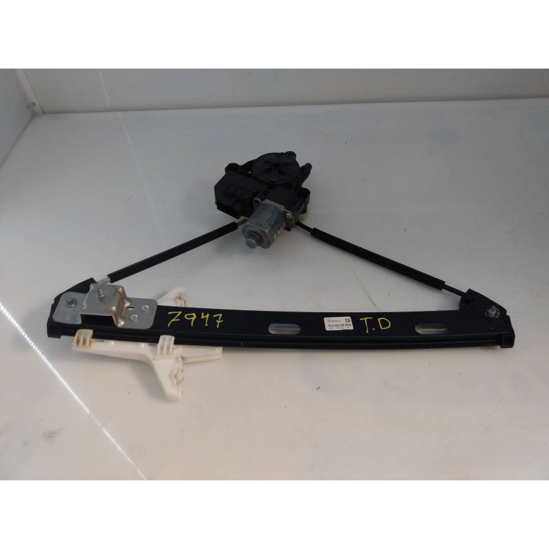 Recambio de elevalunas trasero derecho para seat arona fr referencia OEM IAM 5Q0959812D  E2-B2-15-1