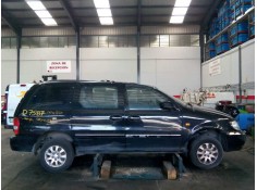 kia carnival del año 2004