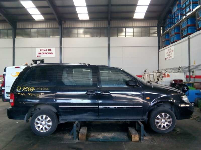 kia carnival del año 2004