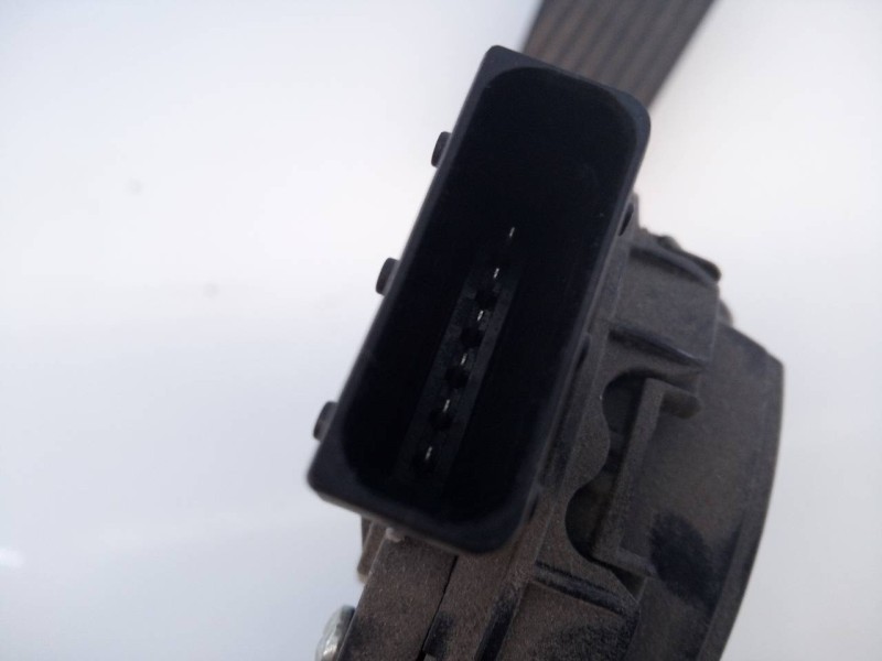 Recambio de pedal acelerador para chevrolet orlando lt+ referencia OEM IAM 13253781  E3-A5-13-4