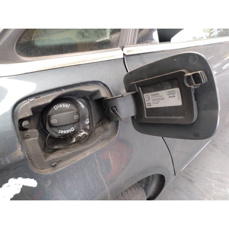 Recambio de tapa exterior combustible para audi a4 ber. (b8) básico referencia OEM IAM   