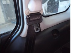 CINTURON SEGURIDAD TRASERO DERECHO 