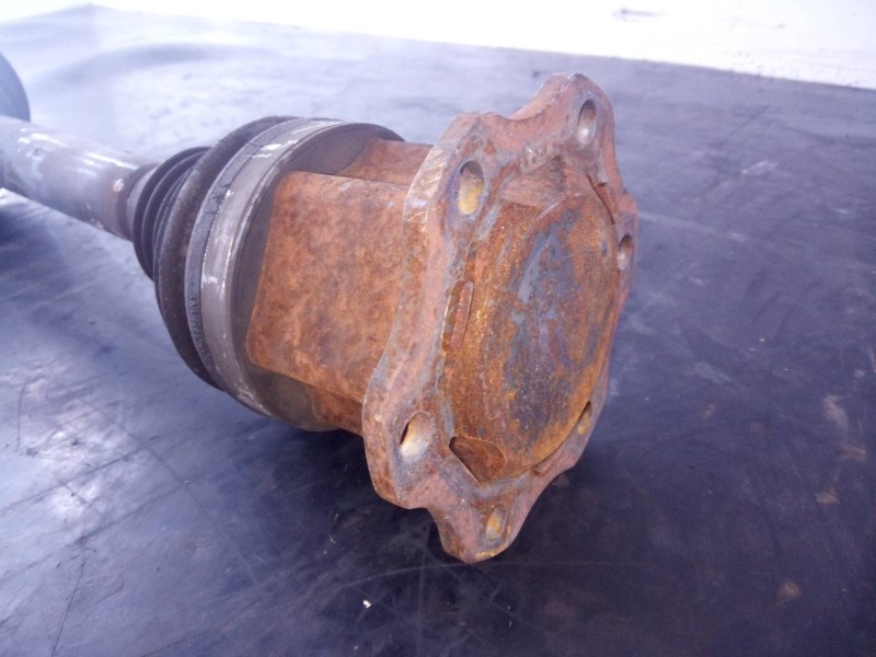 Recambio de transmision delantera izquierda para audi a4 ber. (b8) básico referencia OEM IAM 8K0407271Q  P1-A6-31