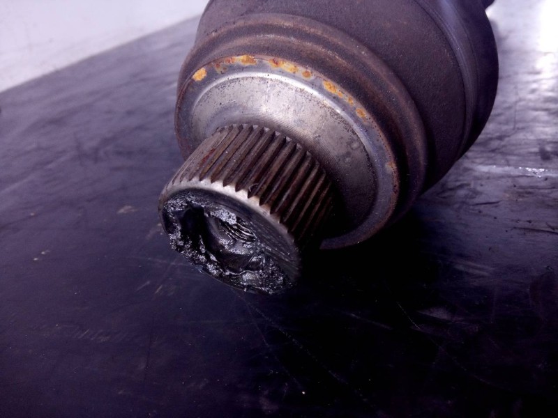 Recambio de transmision delantera izquierda para audi a4 ber. (b8) básico referencia OEM IAM 8K0407271Q  P1-A6-31