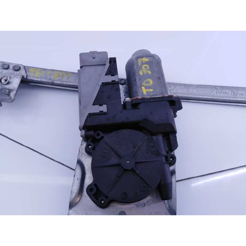 Recambio de elevalunas trasero derecho para peugeot 307 berlina (s2) d-sign referencia OEM IAM 963848 116330 E1-A4-4-2