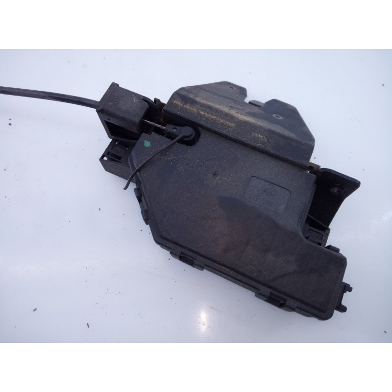 Recambio de cerradura maletero / porton para bmw serie 3 berlina (e90) 320d referencia OEM IAM 7840617  E1-A3-3-1