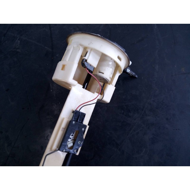 Recambio de aforador para suzuki jimny sn (fj) techo metálico referencia OEM IAM   P3-A6-2-3