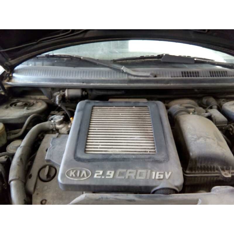 kia carnival del año 2004