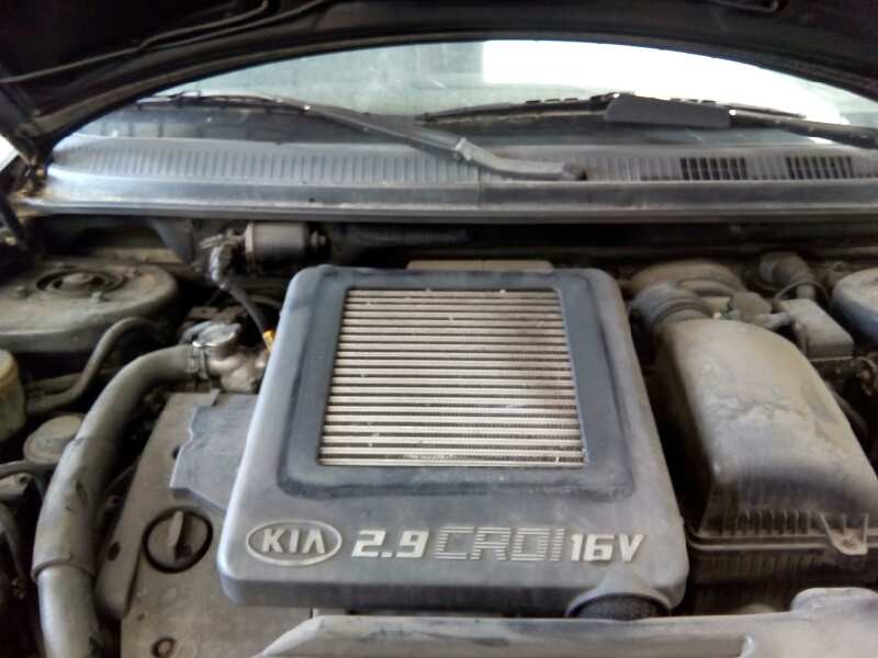 kia carnival del año 2004