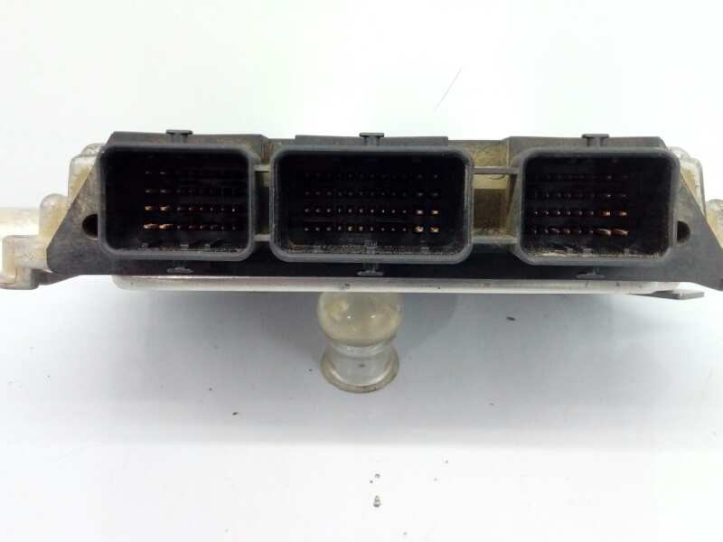 Recambio de centralita motor uce para citroën c3 pluriel 1.4 hdi referencia OEM IAM 9661728480 0281012524 E3-B2-36-4