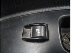 MANDO ELEVALUNAS DELANTERO DERECHO 