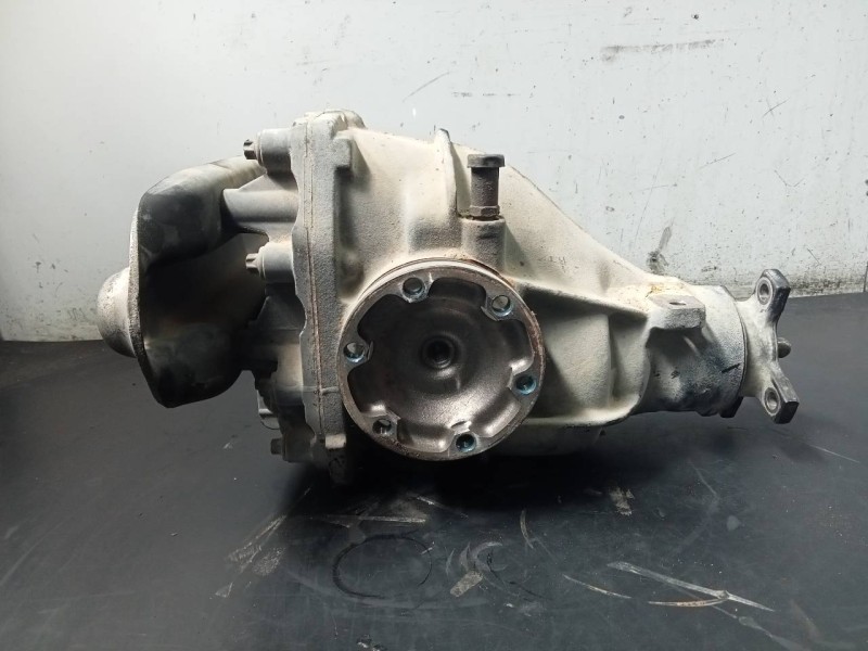 Recambio de diferencial trasero para mercedes-benz clase s (w220) berlina 400 cdi (220.028) referencia OEM IAM A2203510105  P1-A